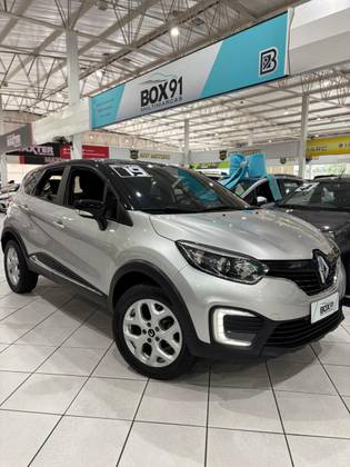 RENAULT CAPTUR 1.6 16V SCE FLEX LIFE X-TRONIC RENAULT CAPTUR 1.6 16V SCE FLEX LIFE X-TRONIC